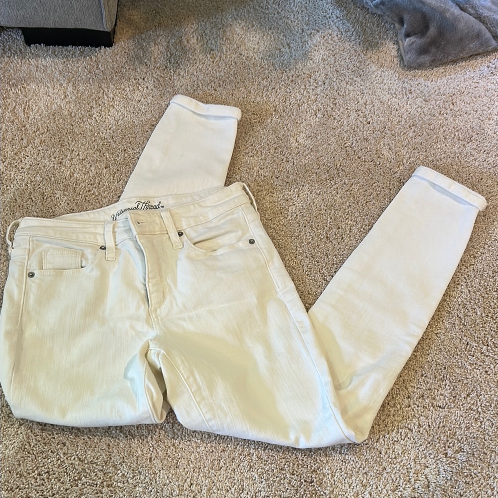 Universal Thread Cream Jeans